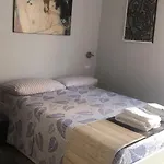 Tom & Jerry Bed & Breakfast Pisa